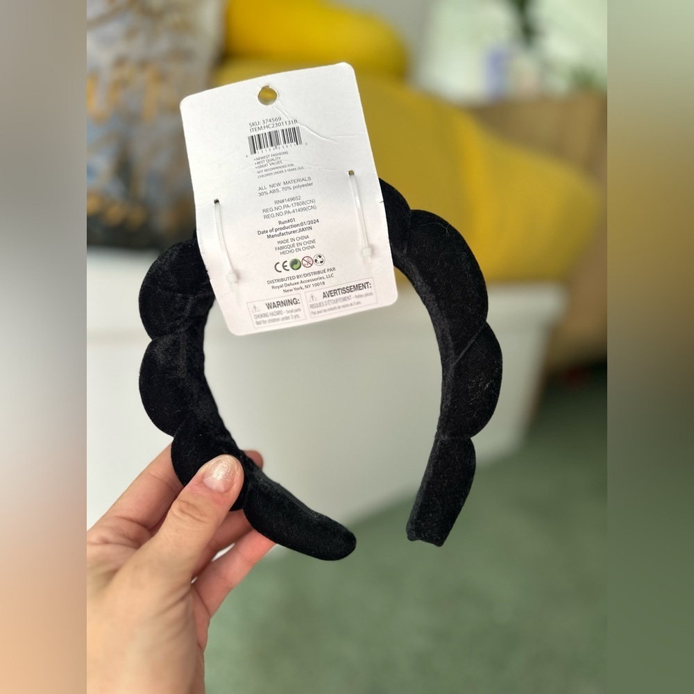 (Add to bundle for $5!) Pink/black velvet, wash headband, beautiful colour o/s - Picture 8 of 8